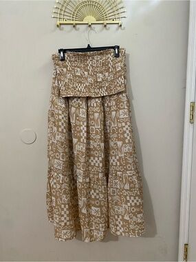 Beyond Words Smocked 2-Piece Tube Top & Tropical Printed Maxi Skirt